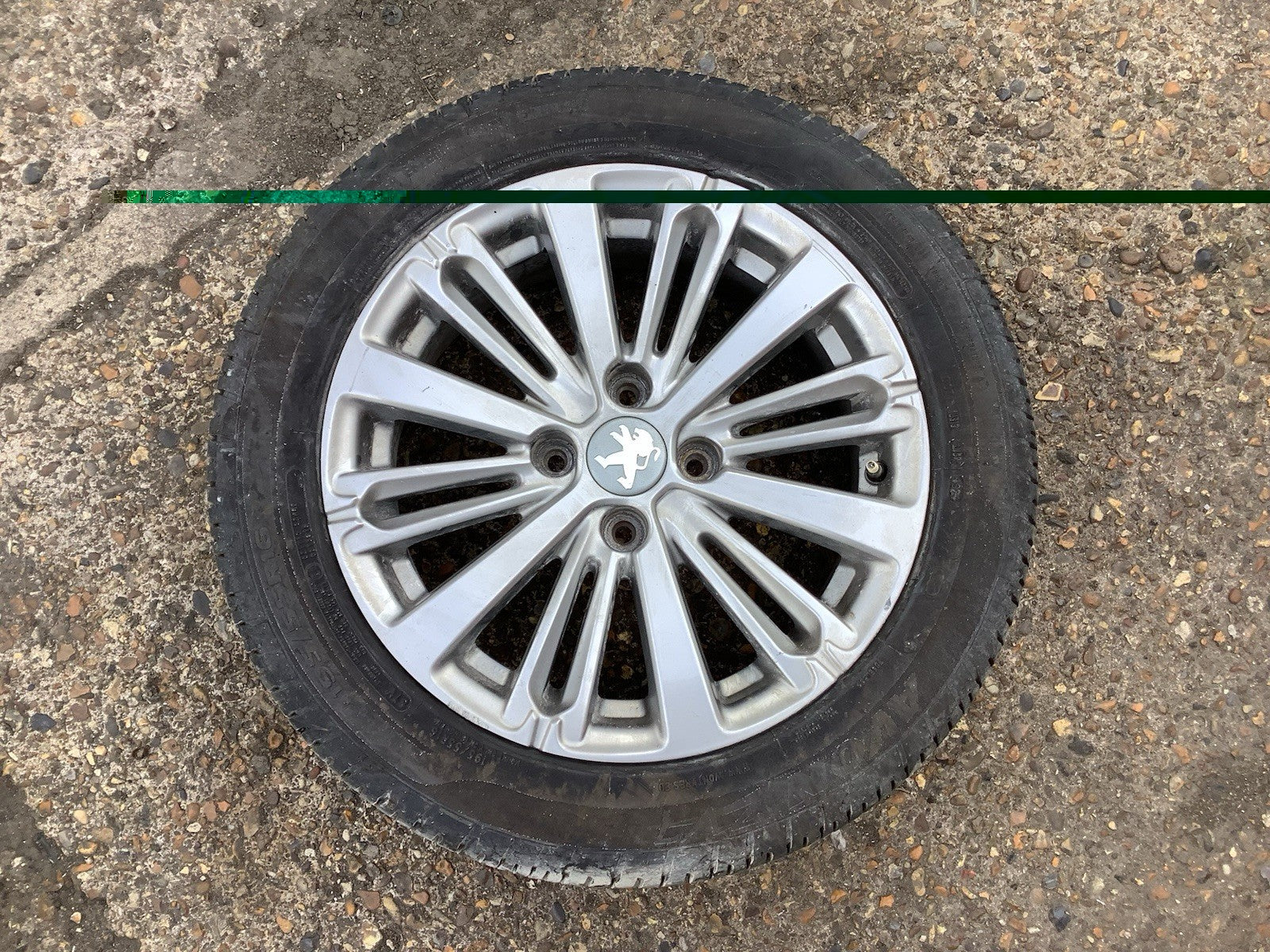 PEUGEOT 208 ALLOY WHEEL 16'' 9808137577 TYRE 195X55X15 2012 20191