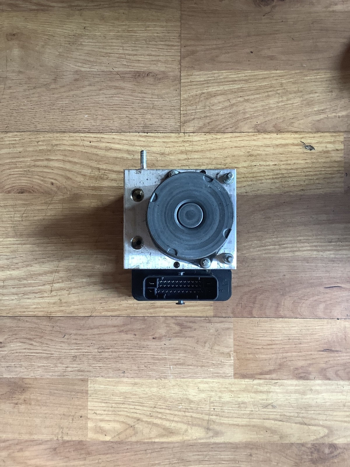 VOLKSWAGEN POLO 6C 1.2 PETROL ABS PUMP MODULE 6C0907379N 2014 20170