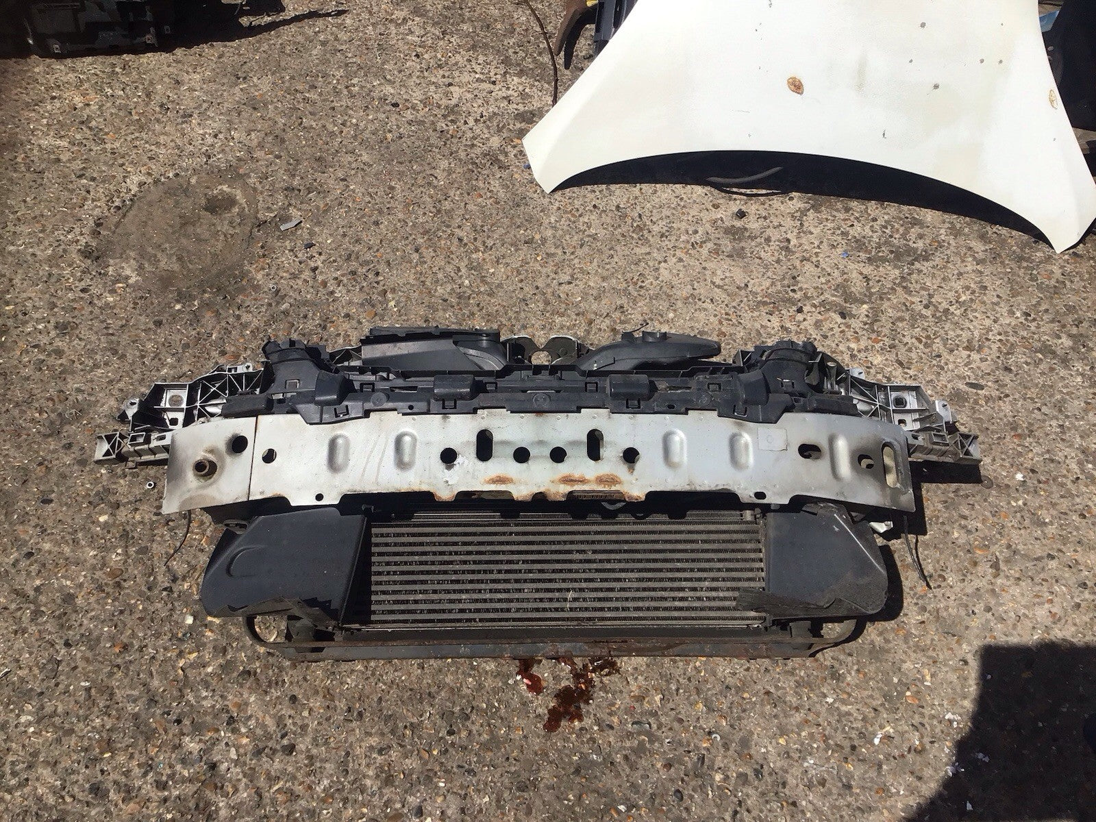 FORD FOCUS MK2 1.6 DIESEL FRONT SLAM PANEL WITH CRASH BAR 2008 20101