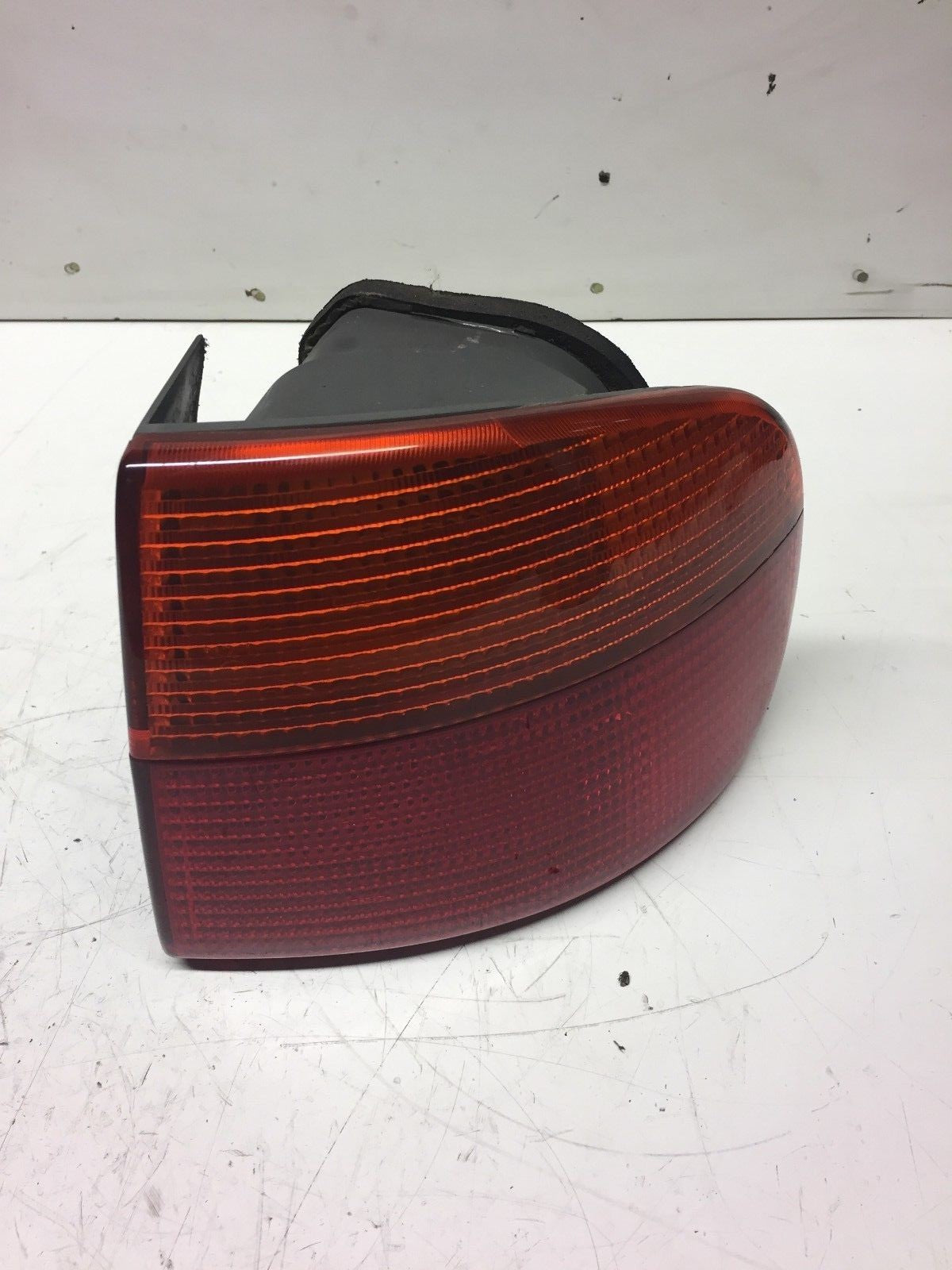 FIAT PUNTO MK1 CONVERTIBLE DRIVER SIDE REAR LIGHT CLUSTER (OUTER) 1997 20000