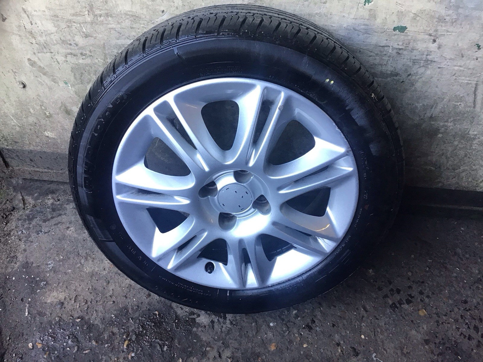 VAUXHALL CORSA ALLOY WHEEL 16'' OPO33 AND TYRE 195X55X16 2006 20140