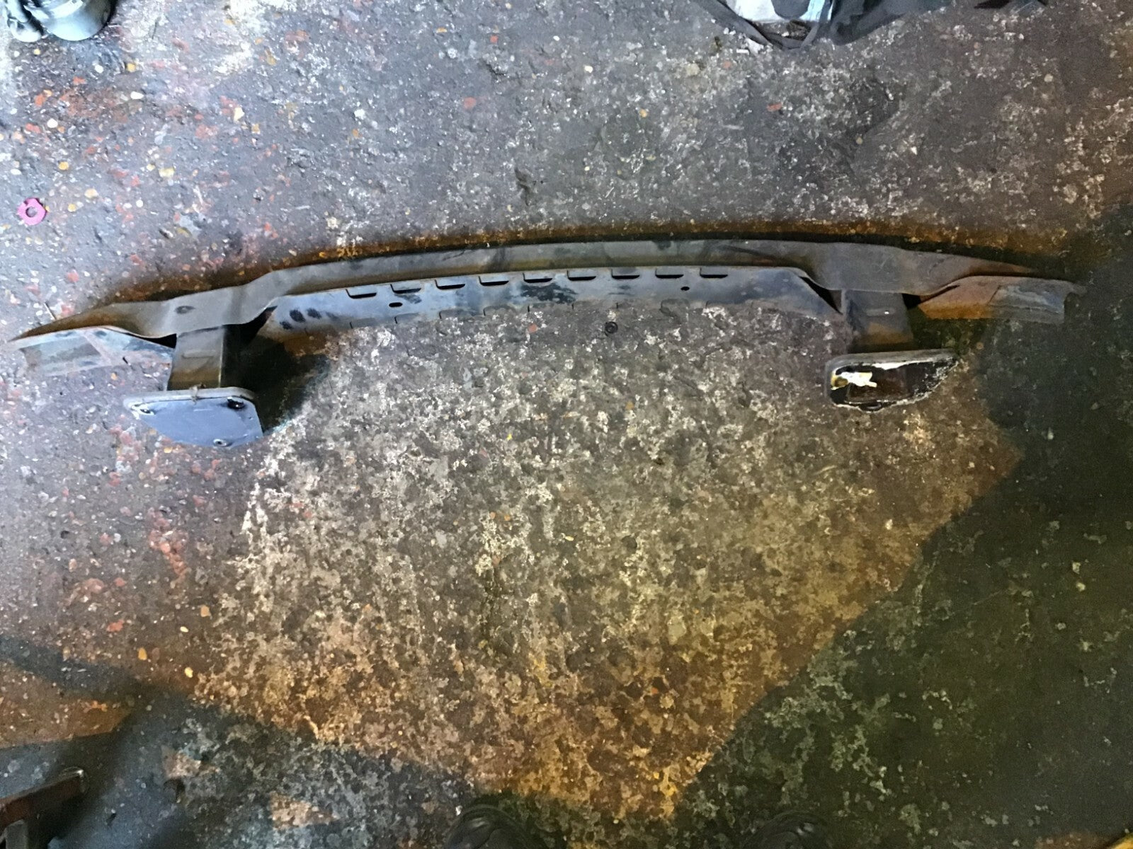 BMW E92 3 SERIES COUPE REAR BUMPER SUPPORT BAR CRASH BAR 7179677 2005 20111