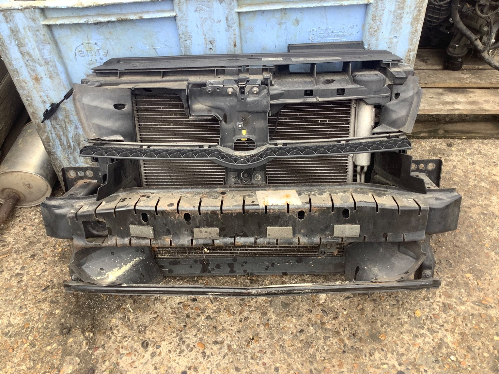 VOLKSWAGEN SHARAN MK2 1.4 TSI AUTO RADIATOR RAD PACK SLAM PANEL 7N0010641T 10 230