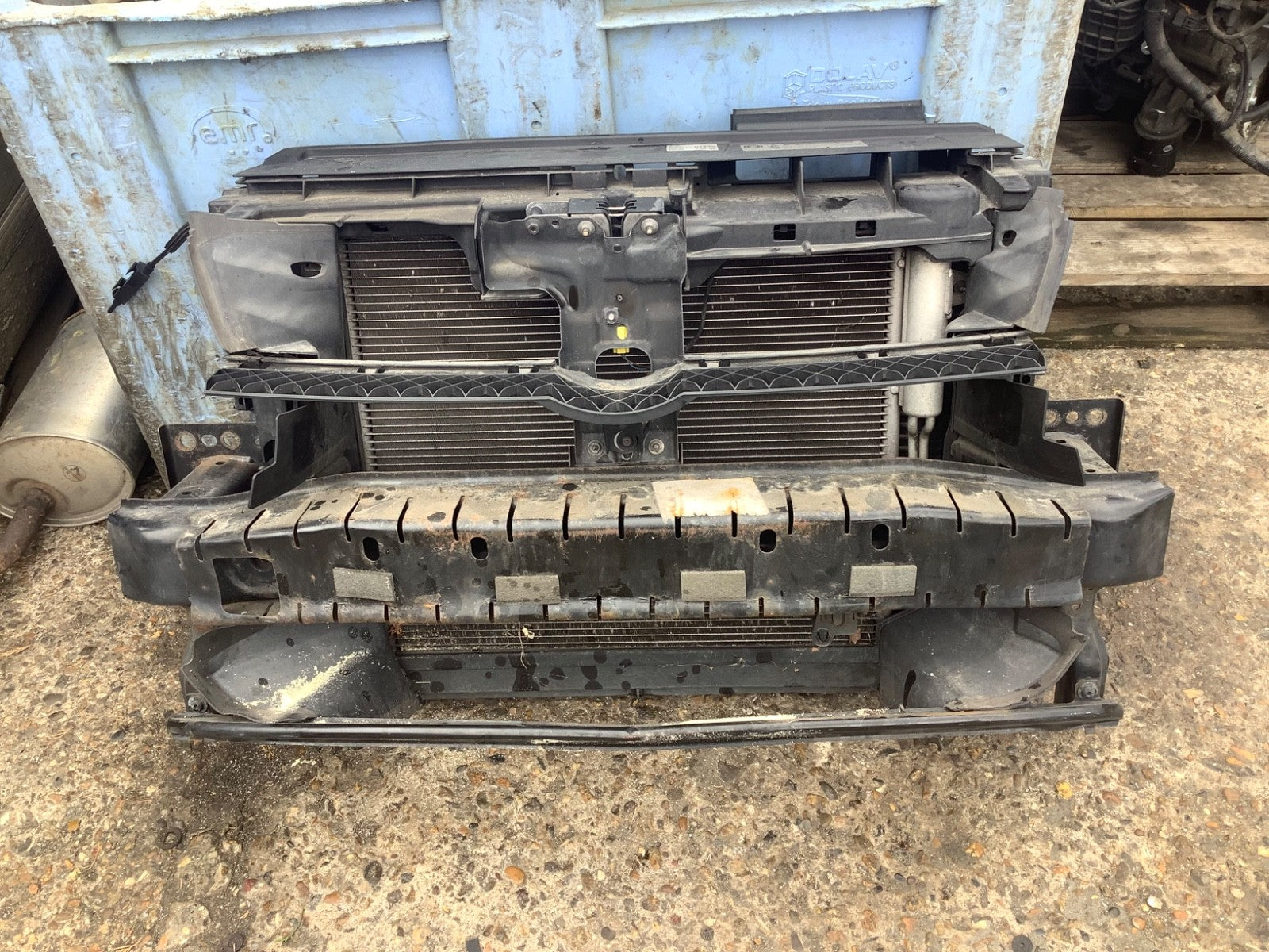 VOLKSWAGEN SHARAN MK2 1.4 TSI AUTO RADIATOR RAD PACK SLAM PANEL 7N0010641T 10 231