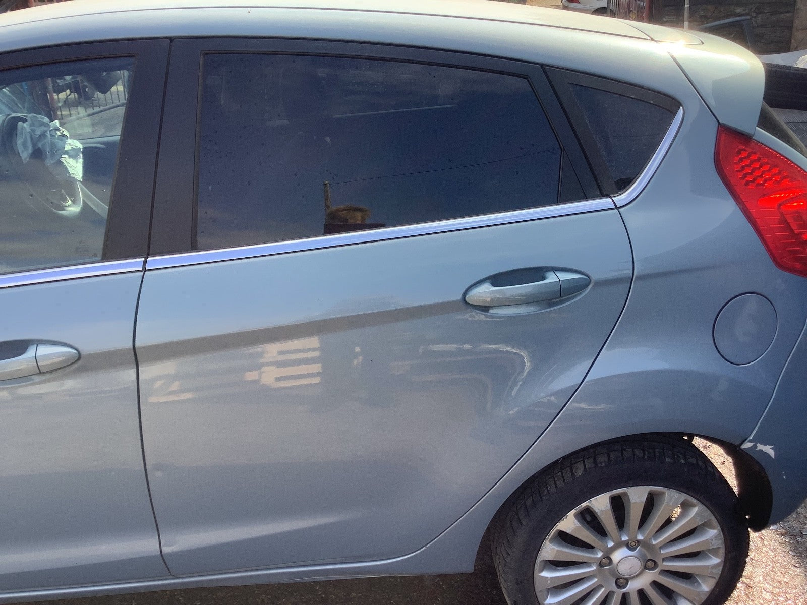 FORD FIESTA MK7 PASSENGERS SIDE N/S REAR DOOR IN AVALON 2008-20170