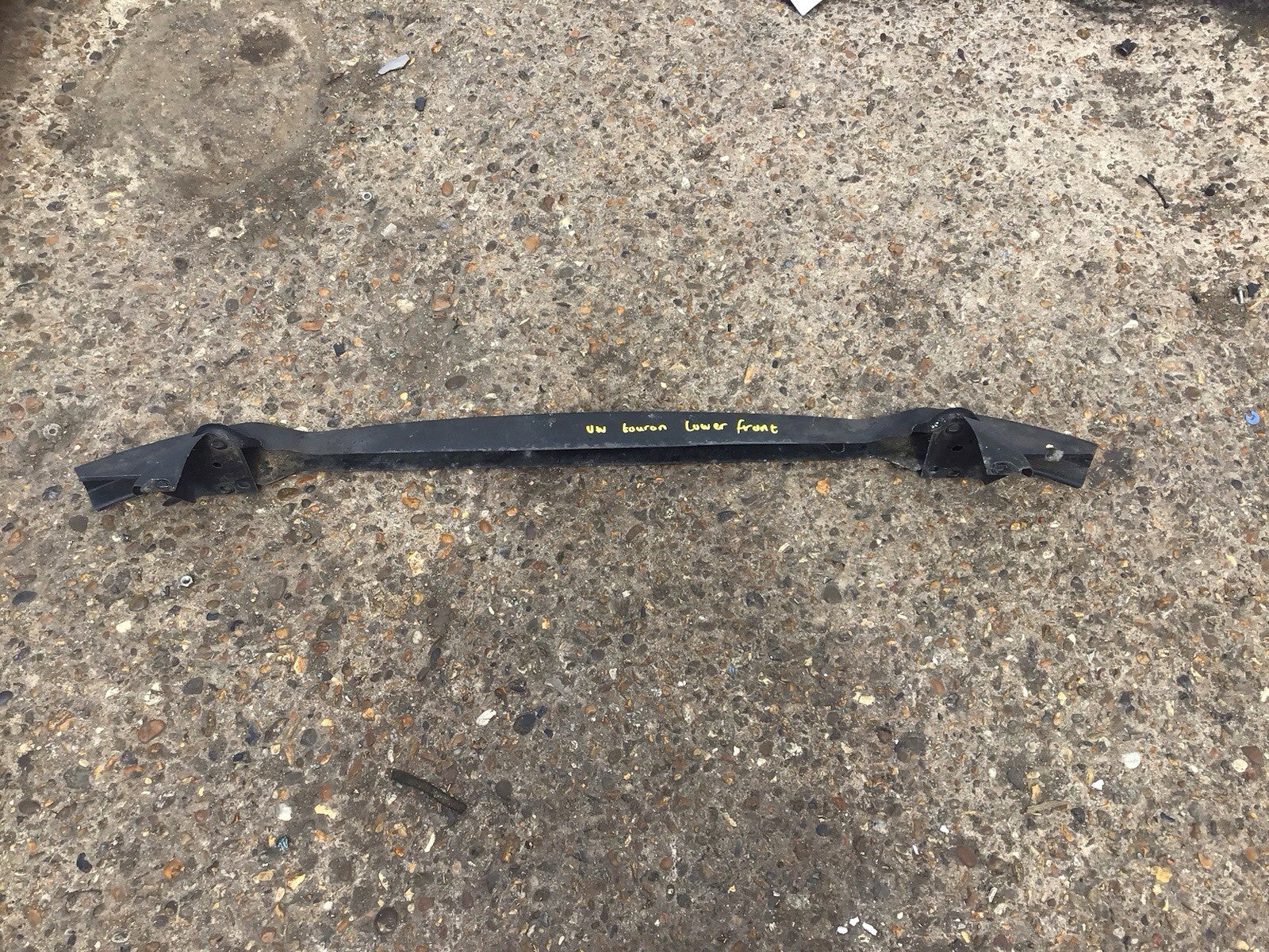 VOLKSWAGEN TOURAN FRONT BUMPER LOWER SUPPORT BAR CRASH BAR 2015 20201