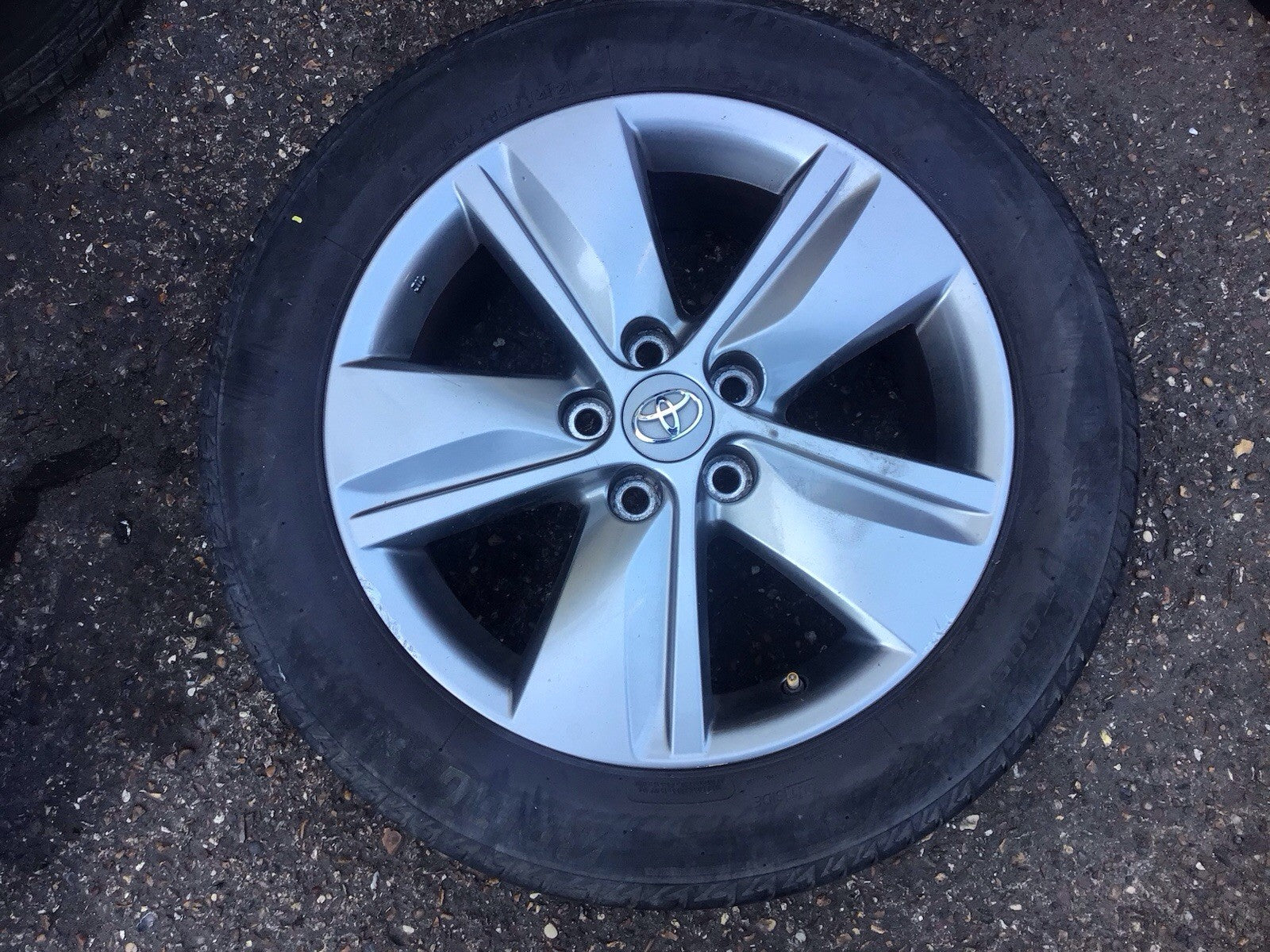 TOYOTA VERSO ALLOY WHEEL 17'' 215X55X17 42611 0F160 2013 20181