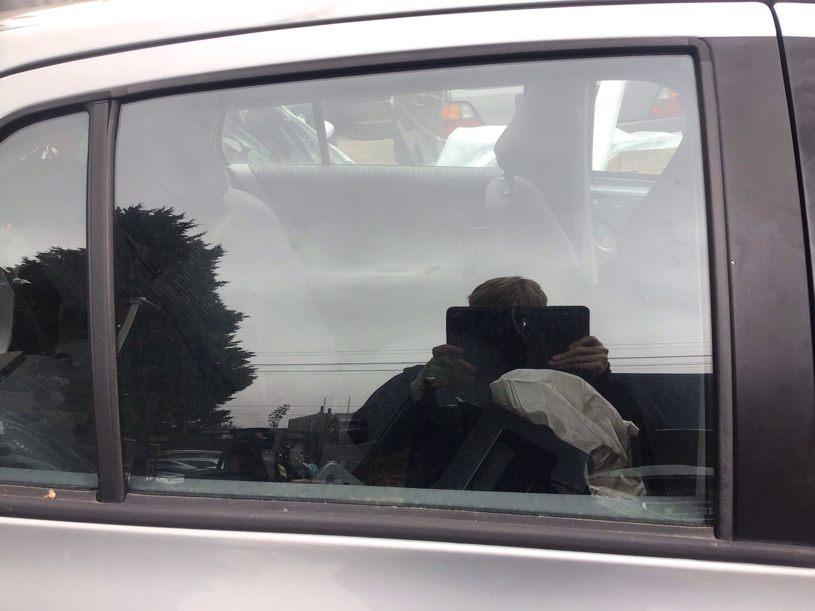 TOYOTA YARIS MK2 DRIVER SIDE REAR DOOR WINDOW GLASS 5 DOOR 2005 20111