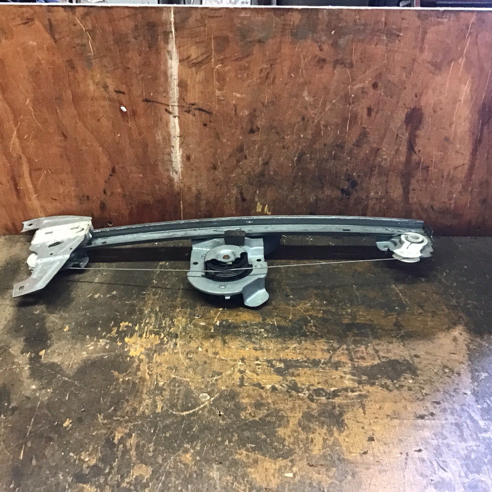 PEUGEOT 107 WINDOW REGULATOR MOTOR PASSENGER'S N/S ELECTRIC 69820 0H020 12 20141