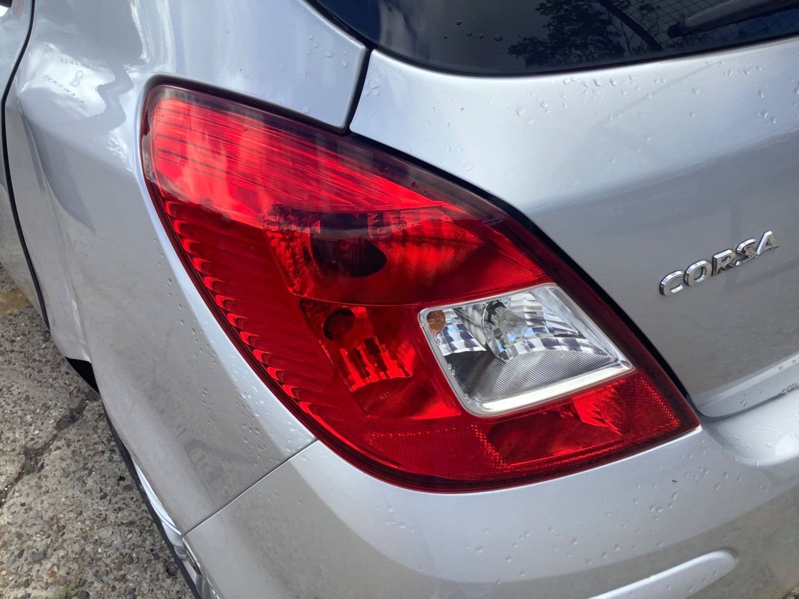 VAUXHALL CORSA D PASSENGER'S SIDE N/S REAR LIGHT 2006 20140