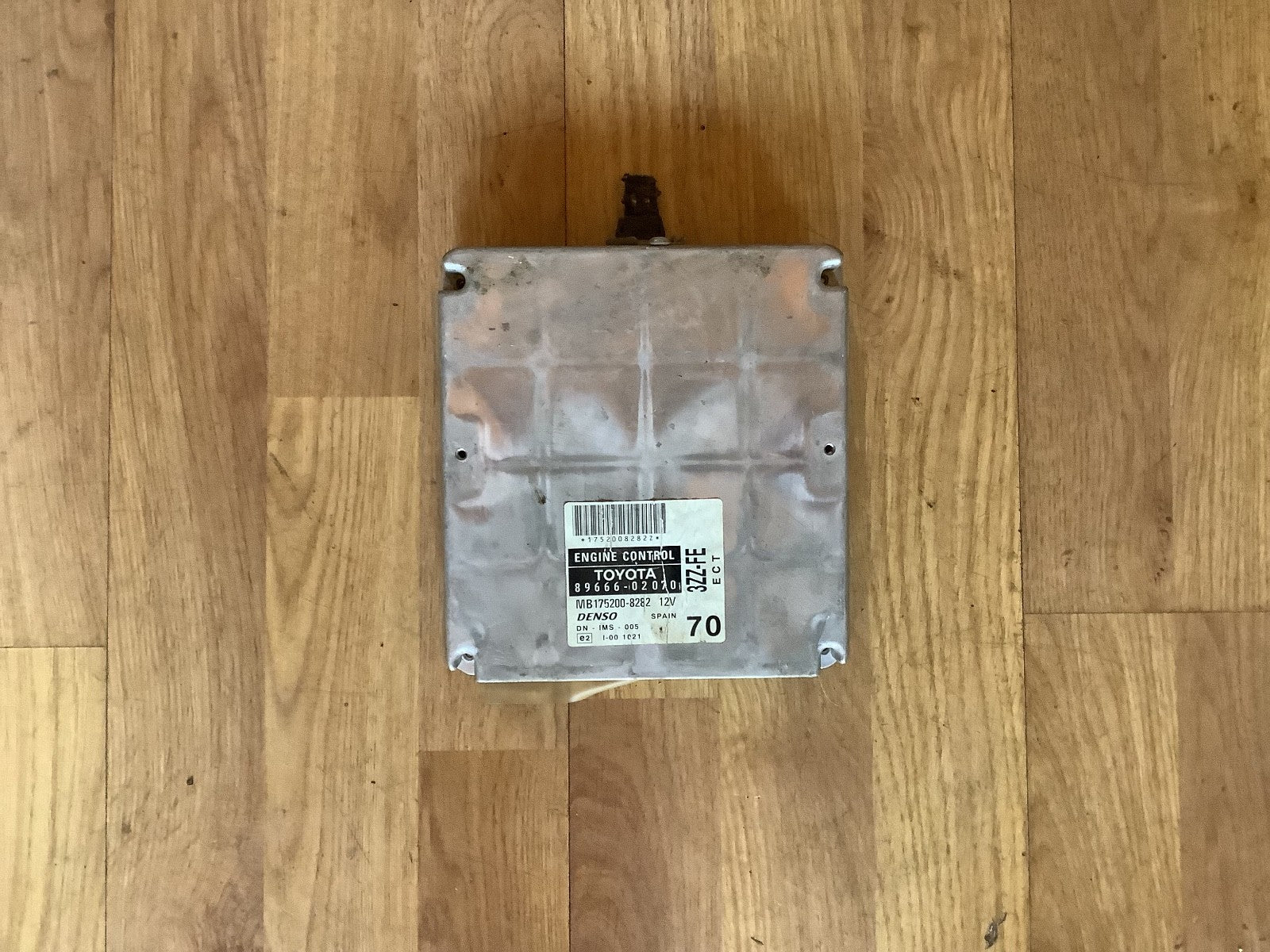 TOYOTA LANDCRUISER COLORADO 3.0 DIESEL ENGINE CONTROL ECU 89666 02070 1996 20020