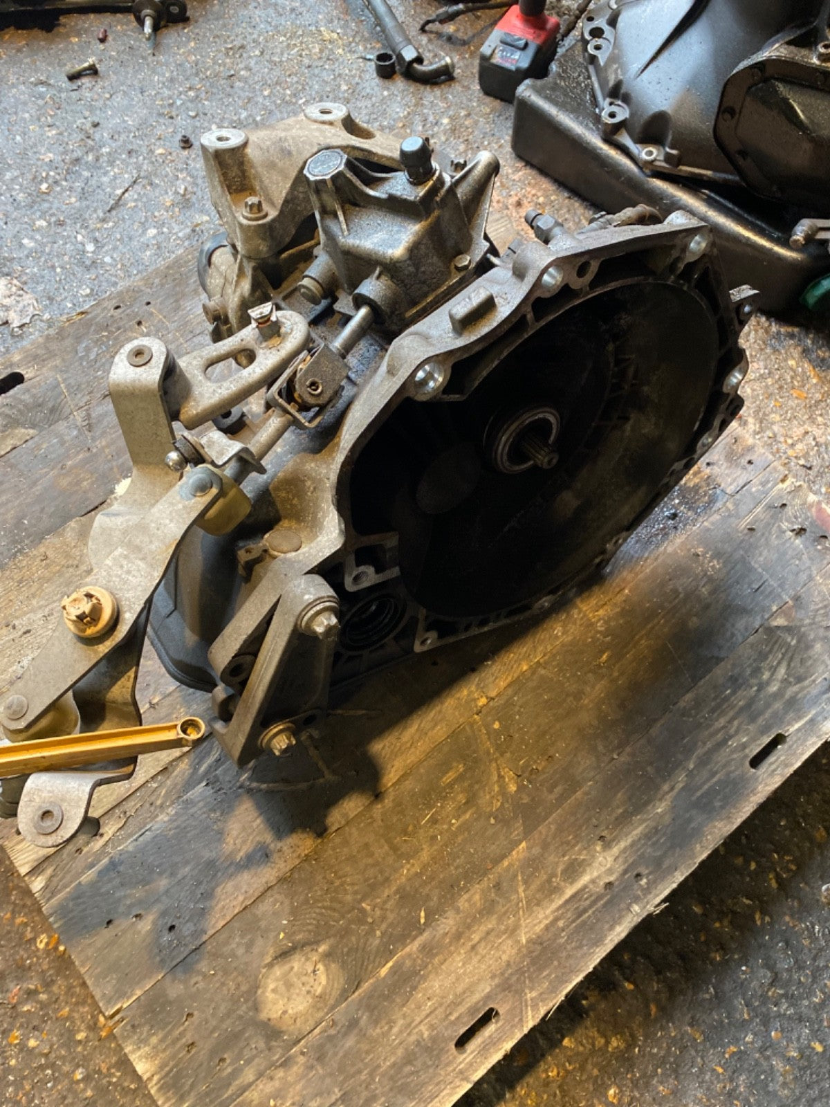 VAUXHALL CORSA D 1.4 PETROL GEARBOX 5 SPEED MANUAL 2U W418 2010 20140