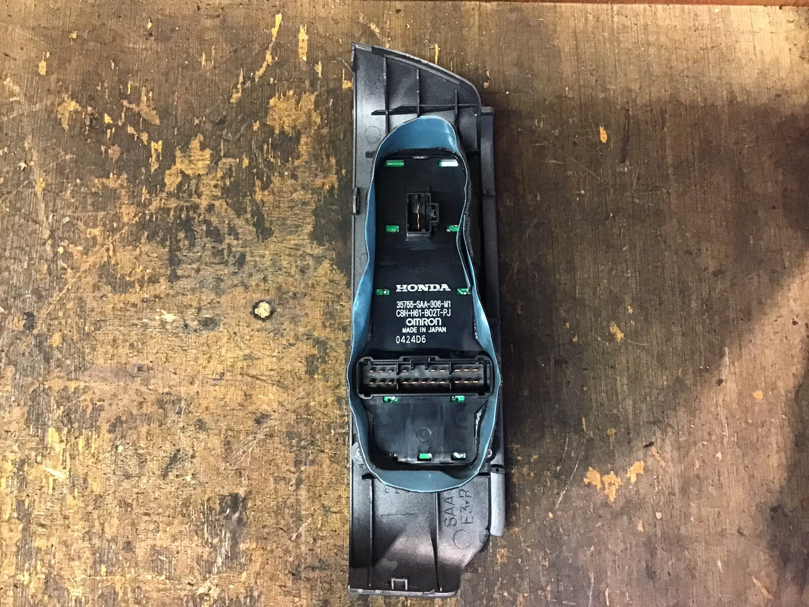 HONDA JAZZ MK2 DRIVERS DOOR WINDOW SWITCH 35755 SAA 306 M1 2002 20081