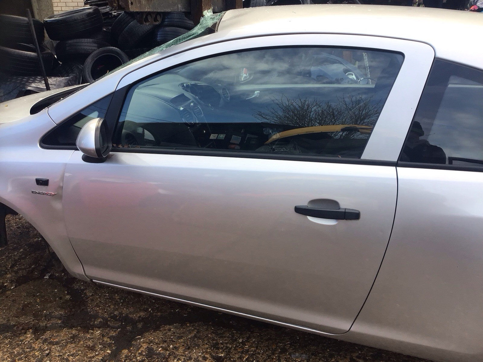 VAUXHALL CORSA D PASSENGERS SIDE N/S DOOR SILVER MATELLIC Z157 3 DOOR 2006 20140