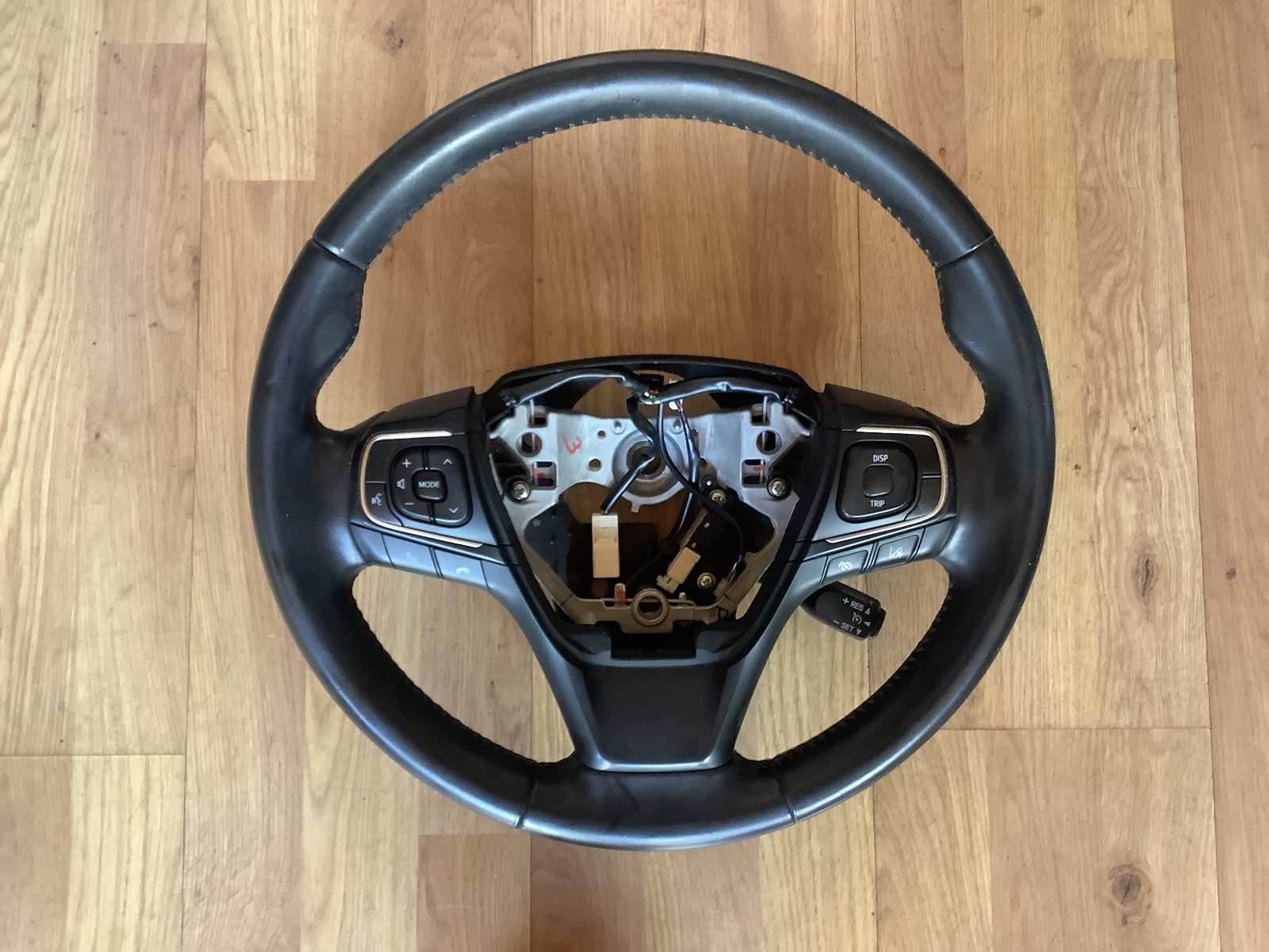 TOYOTA VERSO MK2 DRIVERS SIDE STEERING WHEEL 45100 05A00 2013 20181