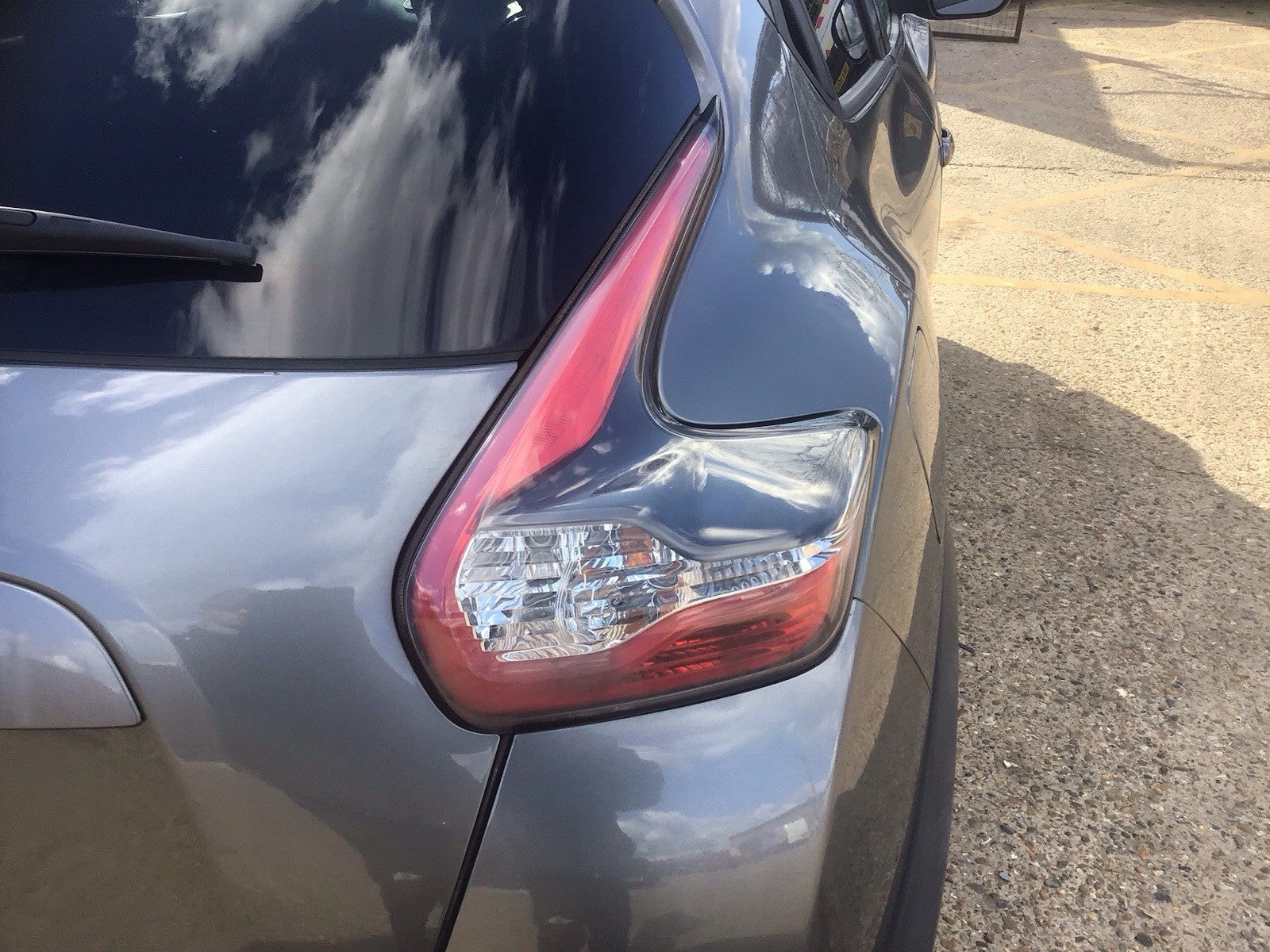 NISSAN JUKE DRIVER'S SIDE O/S REAR LIGHT CLUSTER 2012 20181