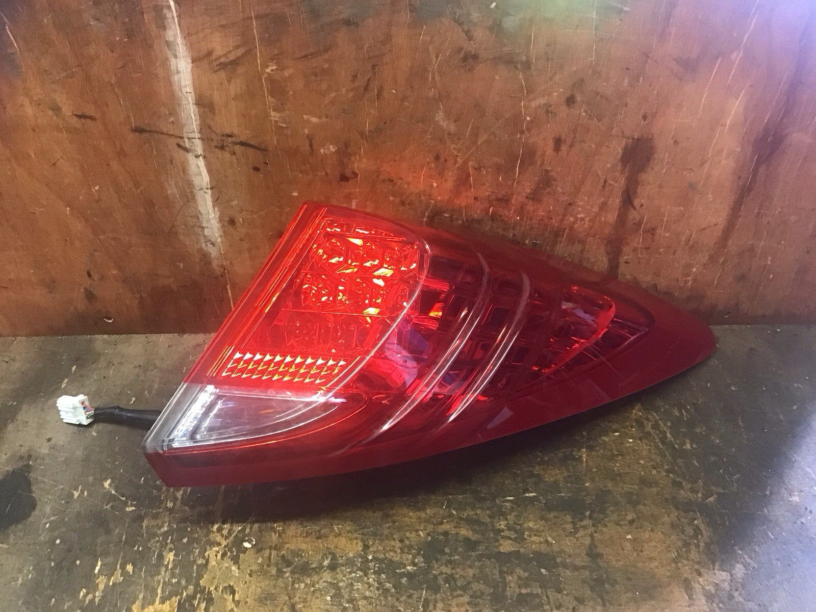 HONDA CIVIC MK9 DRIVER'S SIDE O/S REAR LIGHT FR26260262 2012 20170