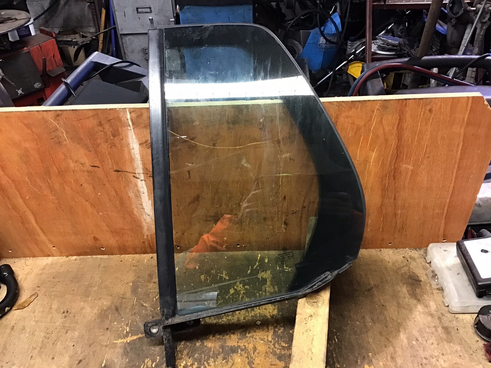 VOLKSWAGEN GOLF MK6 PASSENGER SIDE REAR QUARTER WINDOW GLASS 5 DOOR 2009 20120