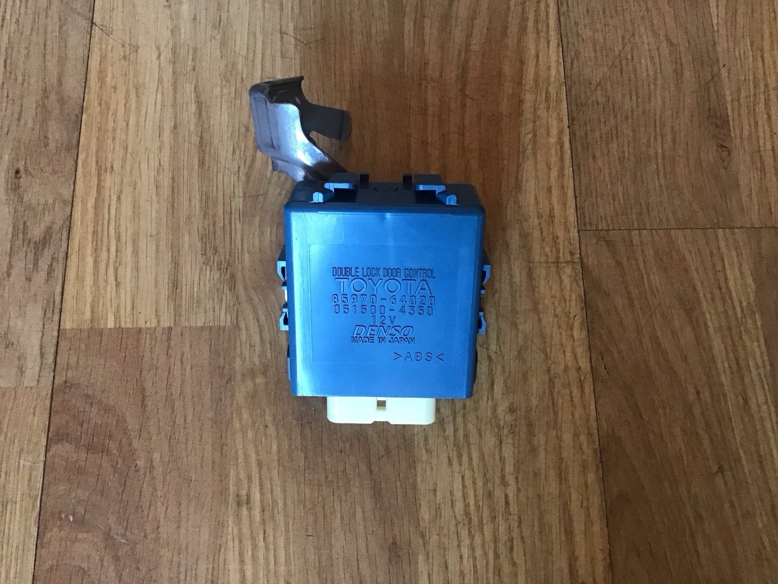 TOYOTA VERSO 1.8 PETROL DOOR LOCK CONTROL MODULE ECU 85970 64020 2013 20181
