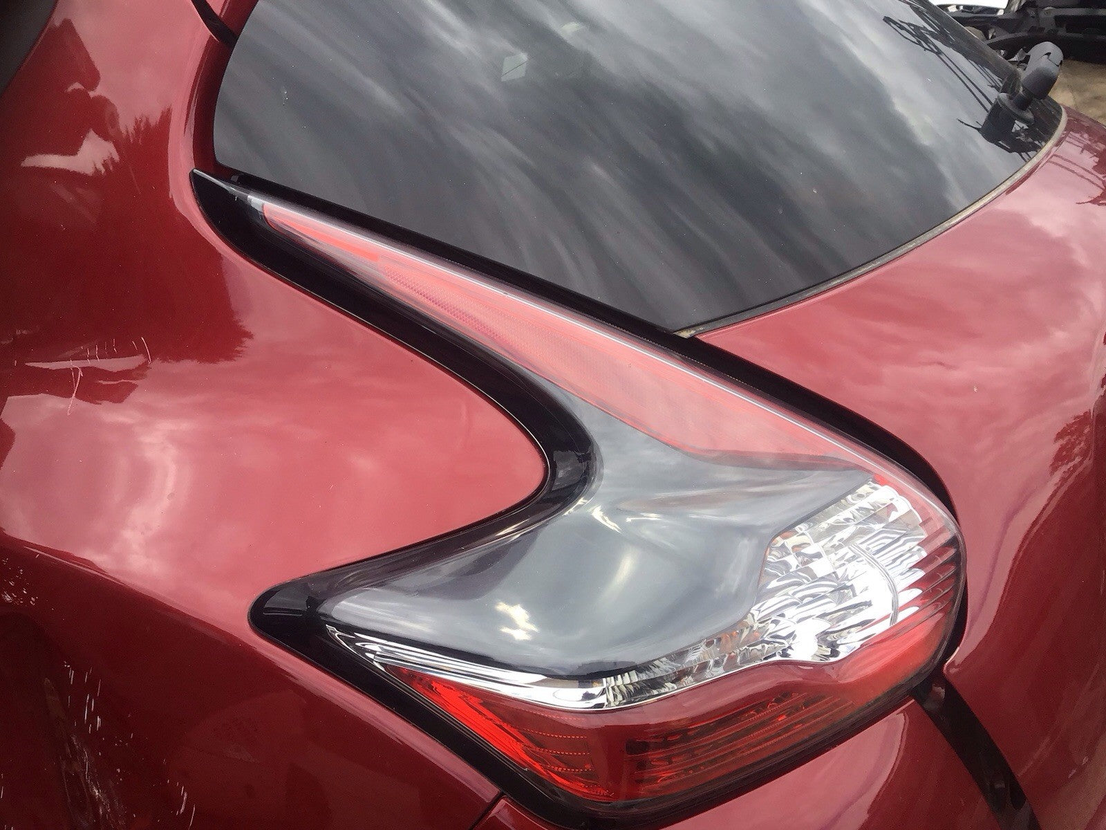 NISSAN JUKE PASSENGER SIDE N/S REAR LIGHT CLUSTER 2012 20180