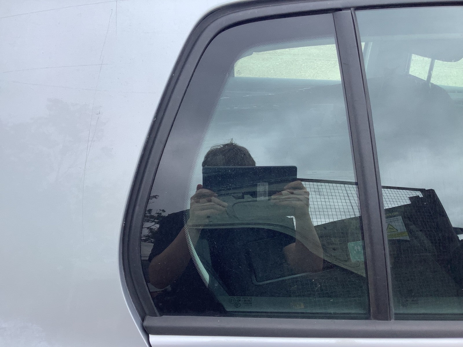 VOLKSWAGEN GOLF MK6 DRIVER'S SIDE O/S REAR QUARTER WINDOW GLASS 5 DOOR 2009 20121