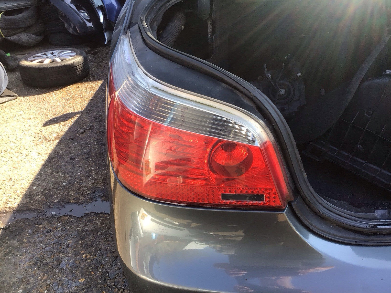 BMW 5 SERIES E60 PASSENGER'S SIDE N/S REAR LIGHT SALOON 2003 20070