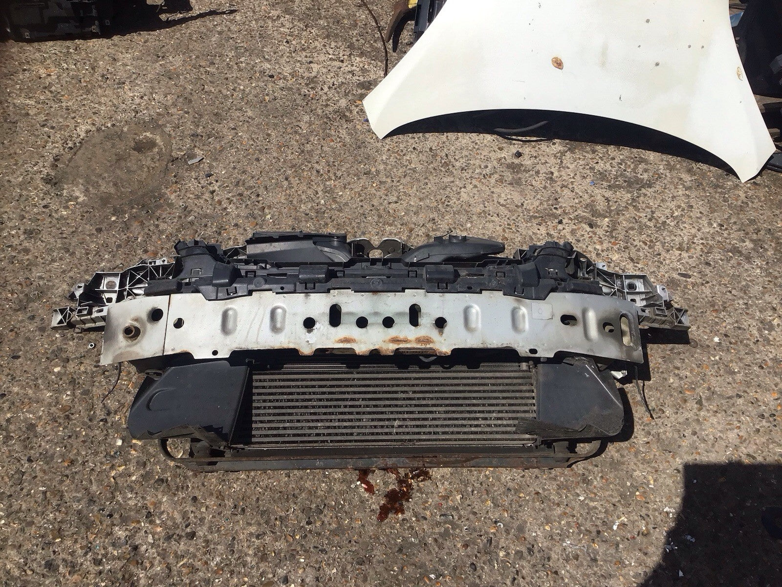 FORD FOCUS MK2 1.6 DIESEL FRONT SLAM PANEL WITH CRASH BAR 2008 20100