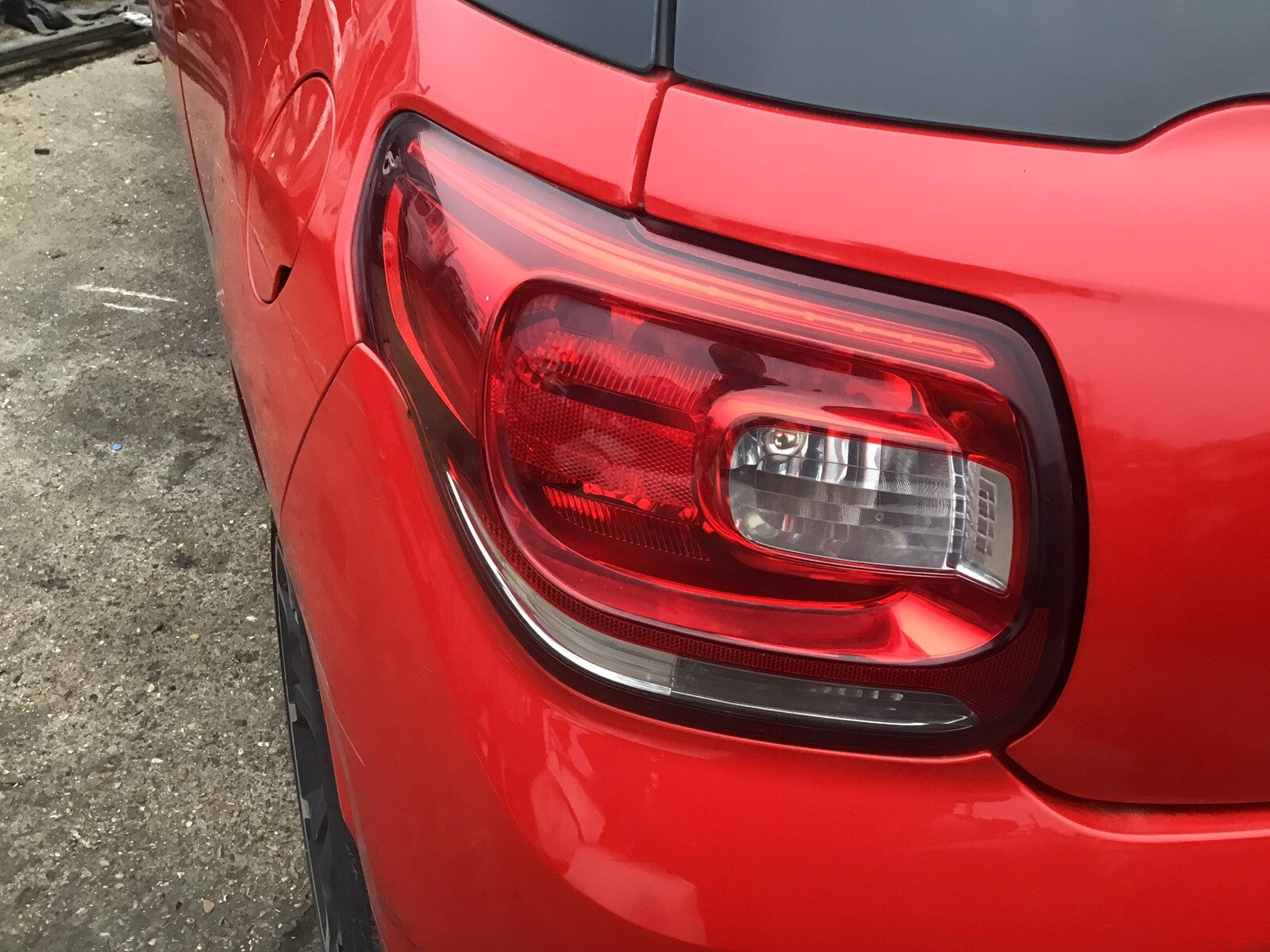 CITROEN DS3 PASSENGER'S SIDE N/S REAR LIGHT 9683116380 2010 20151