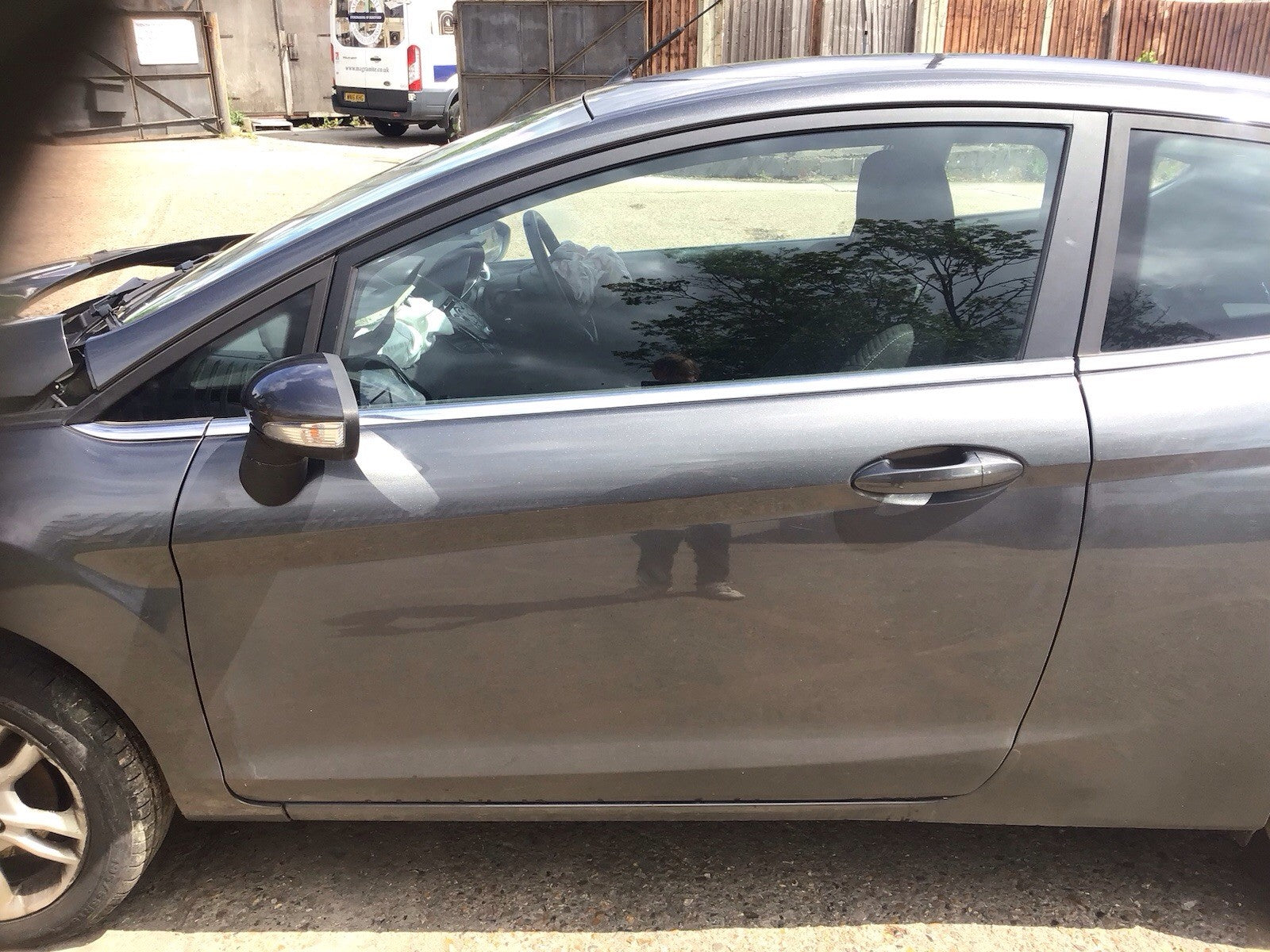 FORD FIESTA MK7 PASSENGERS SIDE N/S FRONT DOOR MAGNETIC GREY J7 3 DOOR 2008 20170