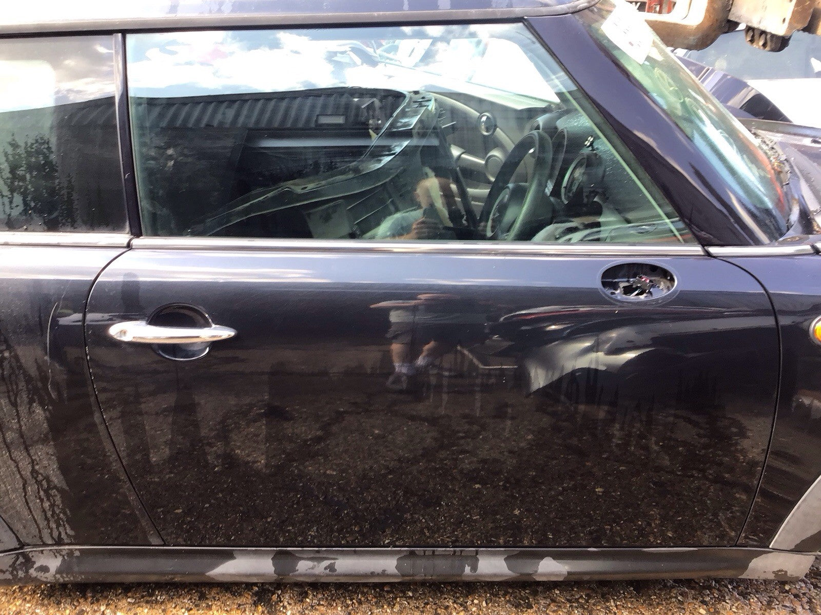 BMW MINI R56 DRIVER'S SIDE DOOR ASTRO BLACK METALLIC PAINT CODE A25 2006-20121