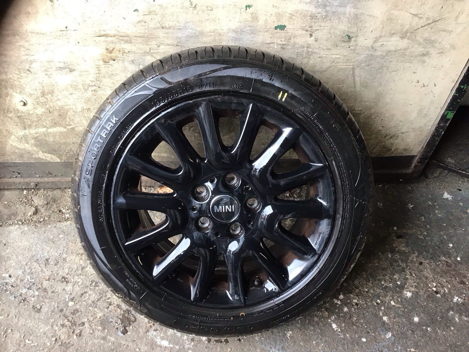 MINI COOPER F56 ALLOY WHEEL 16'' AND TYRE 195X55X16 6855106 2014 20180