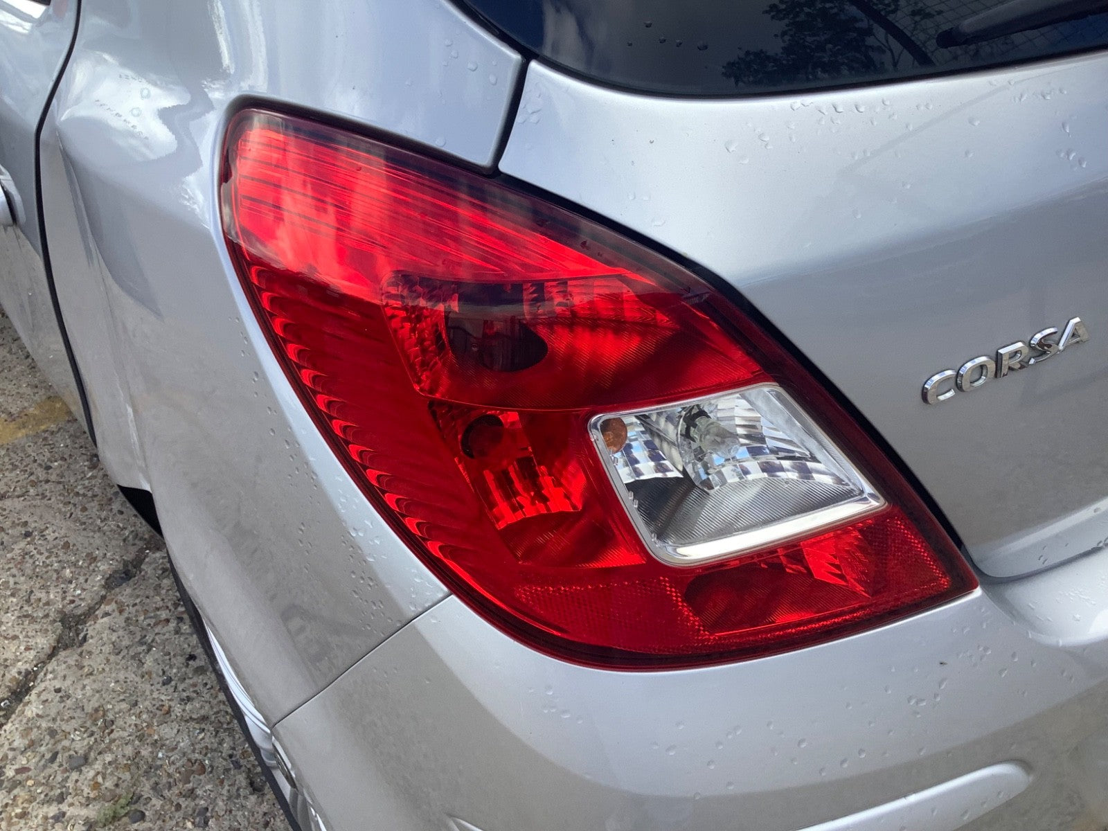 VAUXHALL CORSA D PASSENGER'S SIDE N/S REAR LIGHT 2006 20141