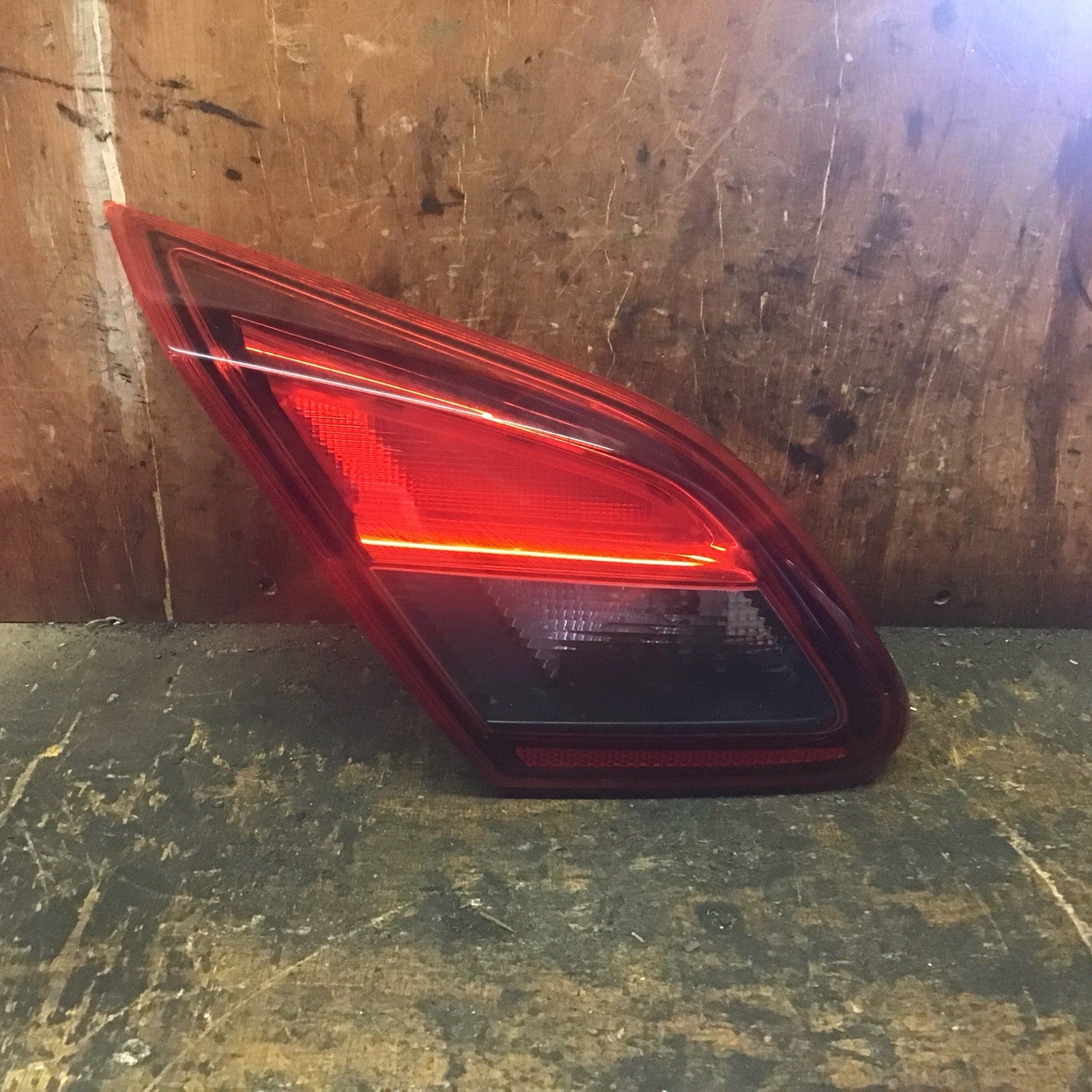VAUXHALL CORSA E DRIVER'S SIDE O/S REAR LIGHT REAR TAILGATE LIGHT 3 DOOR 15 20190