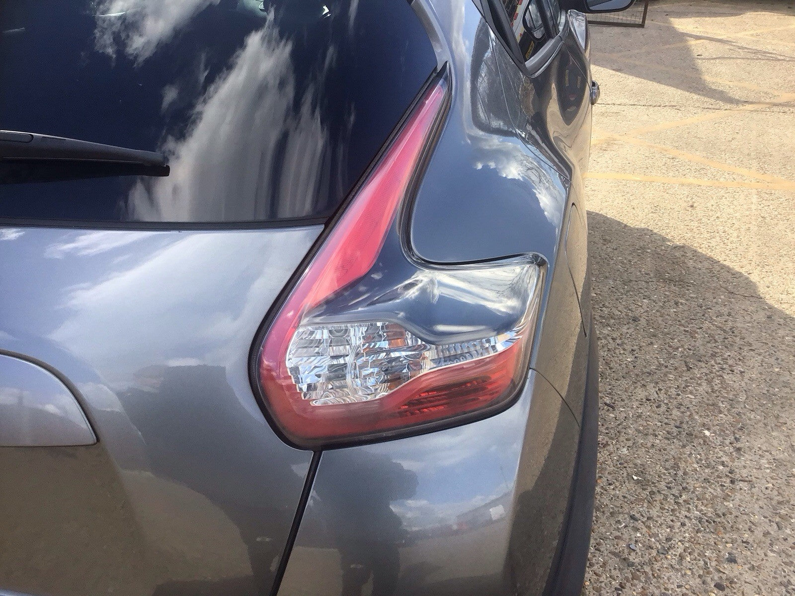 NISSAN JUKE DRIVER'S SIDE O/S REAR LIGHT CLUSTER 2012 20180