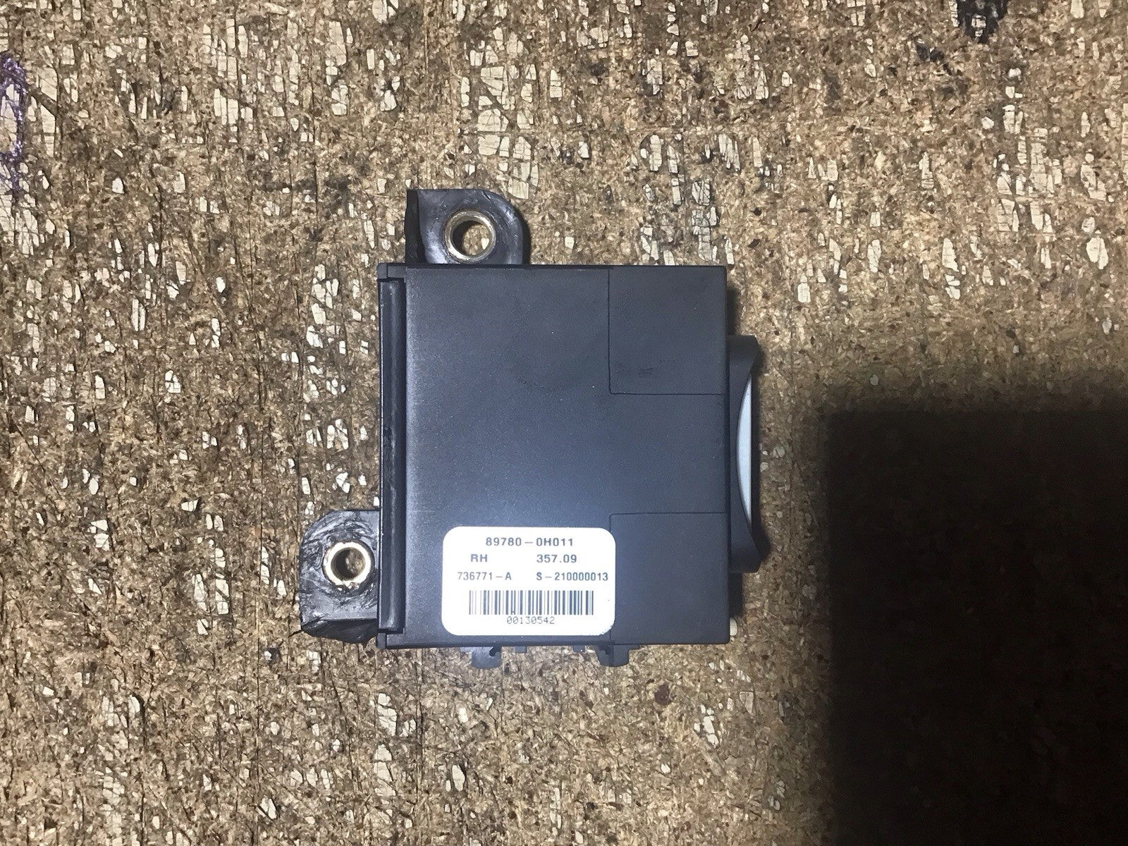TOYOTA AYGO TRANSPONDERS ECU MODULE 89780 0H011 2005 20120