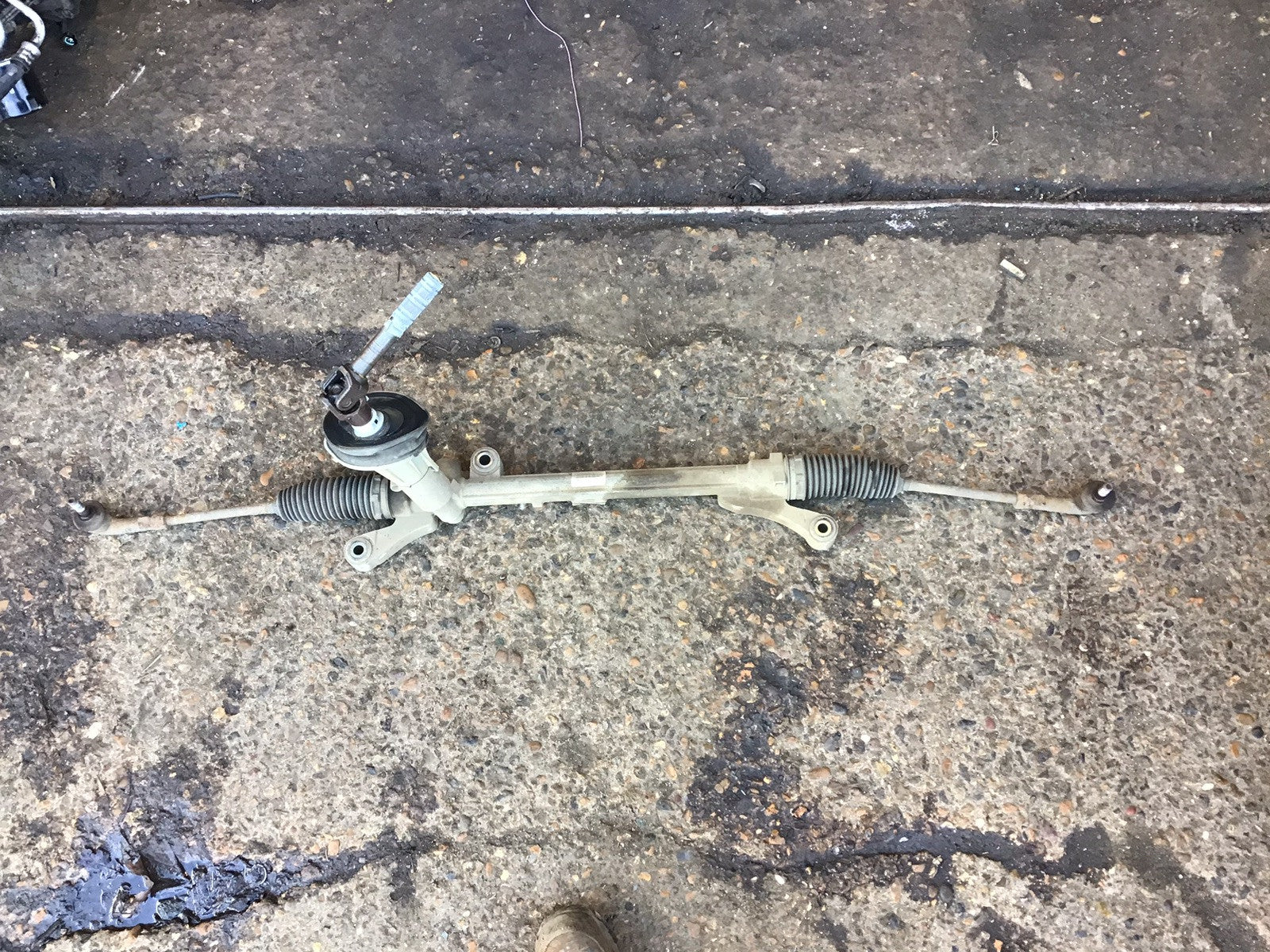 FORD FIESTA MK7.5 STEERING RACK 8V51 32000 FM 2013 20171