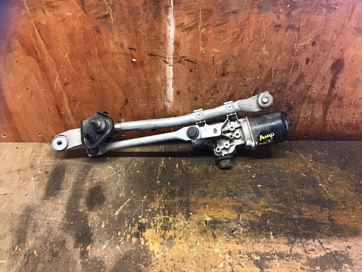 TOYOTA AYGO MK2 FRONT  WIPER MOTOR  85010 0H040 2015 20212