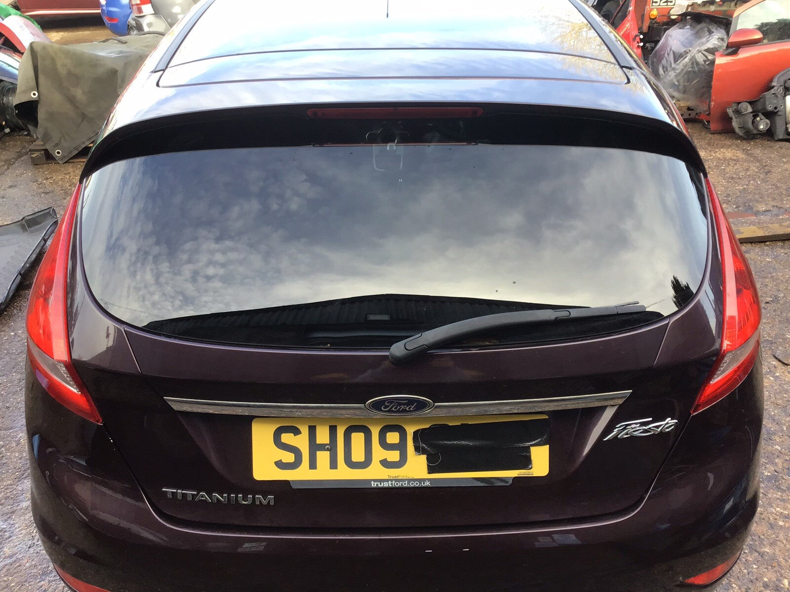 FORD FIESTA MK7  TAILGATE  MORELLO METALLIC 2009 20171