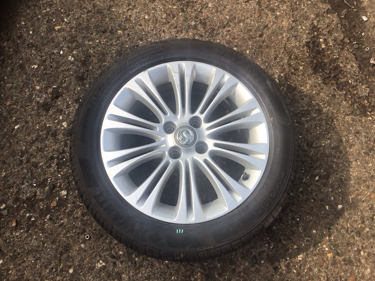 VAUXHALL CORSA ALLOY WHEEL 16'' 13298019 AND TYRE 195X55X16 2006 20140