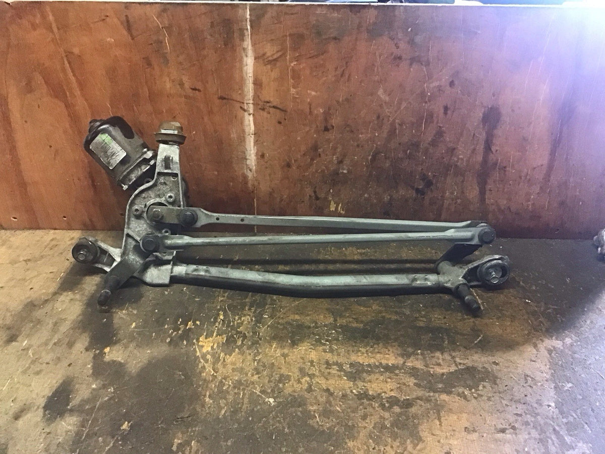 CITROEN DS3 FRONT  WIPER MOTOR  9683622580 2010 20152