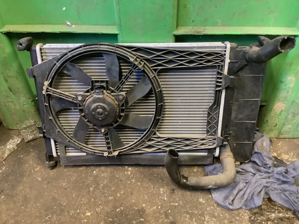 MINI COOPER R50 R53 PETROL RADIATOR RAD PACK NO AC 1710 7510087 2001 20063