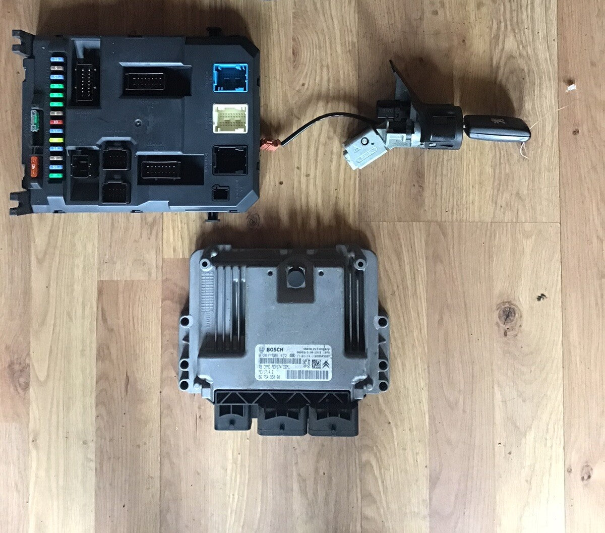 PEUGEOT 207 1.6 PETROL ECU KIT 0261S06472 9675495080 2006 20101