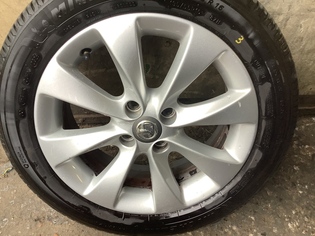 VAUXHALL CORSA D ALLOY WHEEL 16'' AND TYRE 195X55X16 13374019 2006 20144
