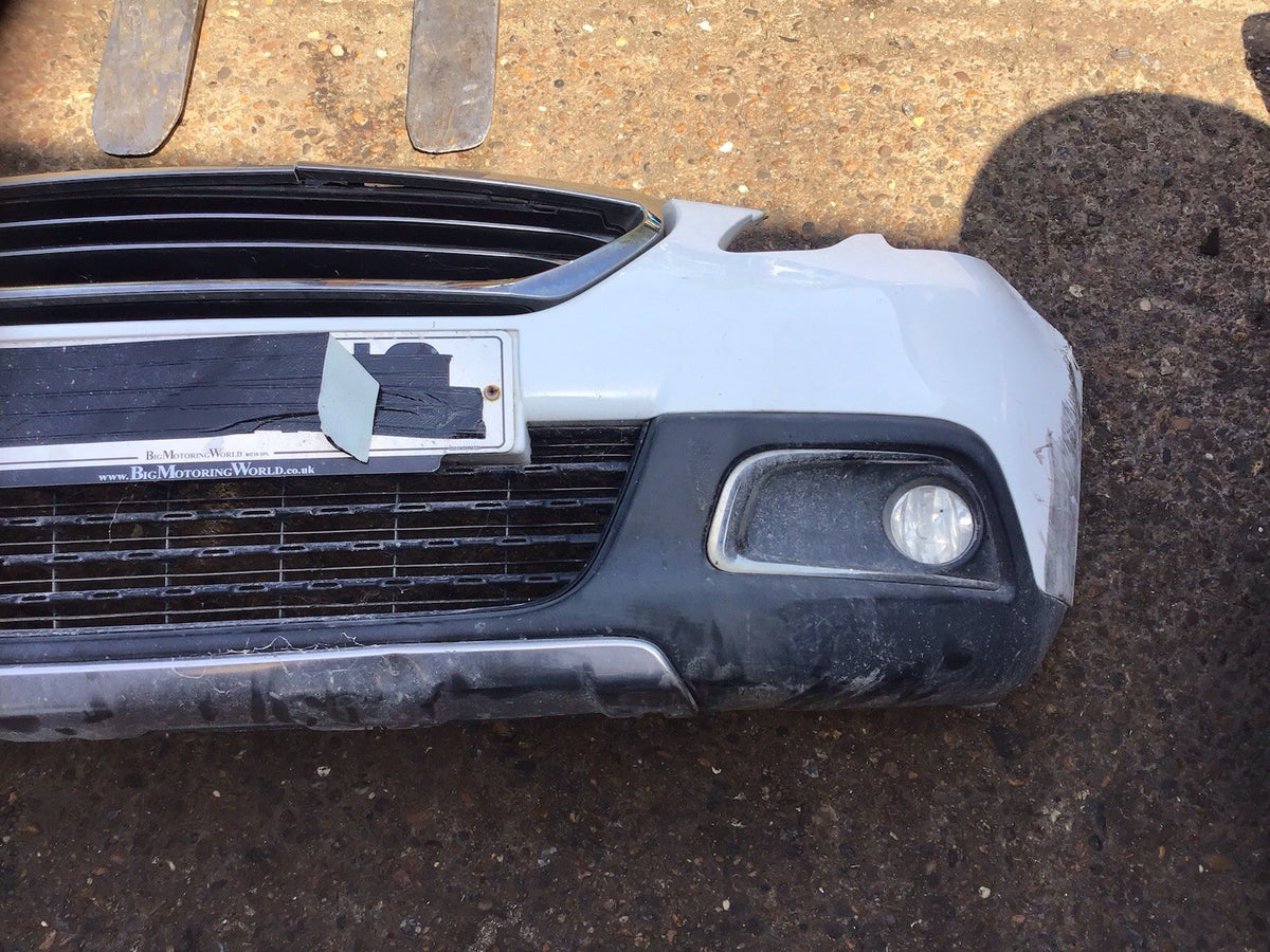 PEUGEOT 2008 MK1 FRONT BUMPER IN BANQUISE WHITE  EWP DAMAGED 2013 20164