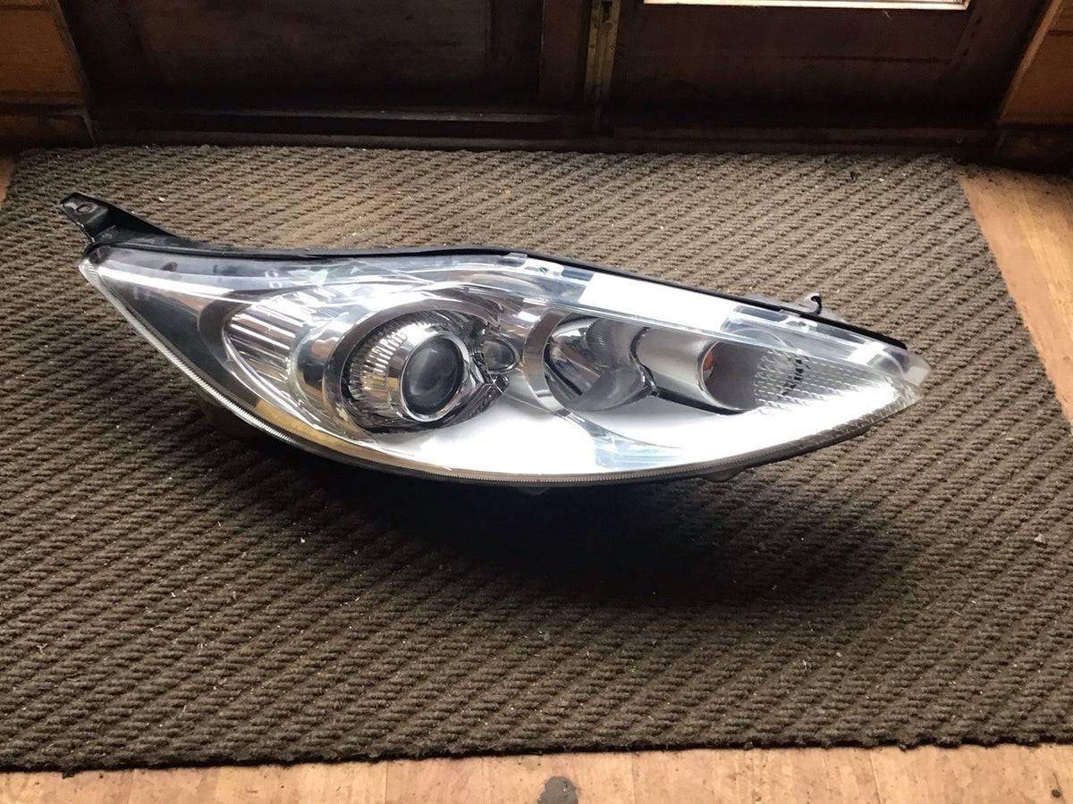 FORD FIESTA MK7 HEADLIGHT DRIVERS SIDE O/S 8A61 13W029 DG 2008 20120