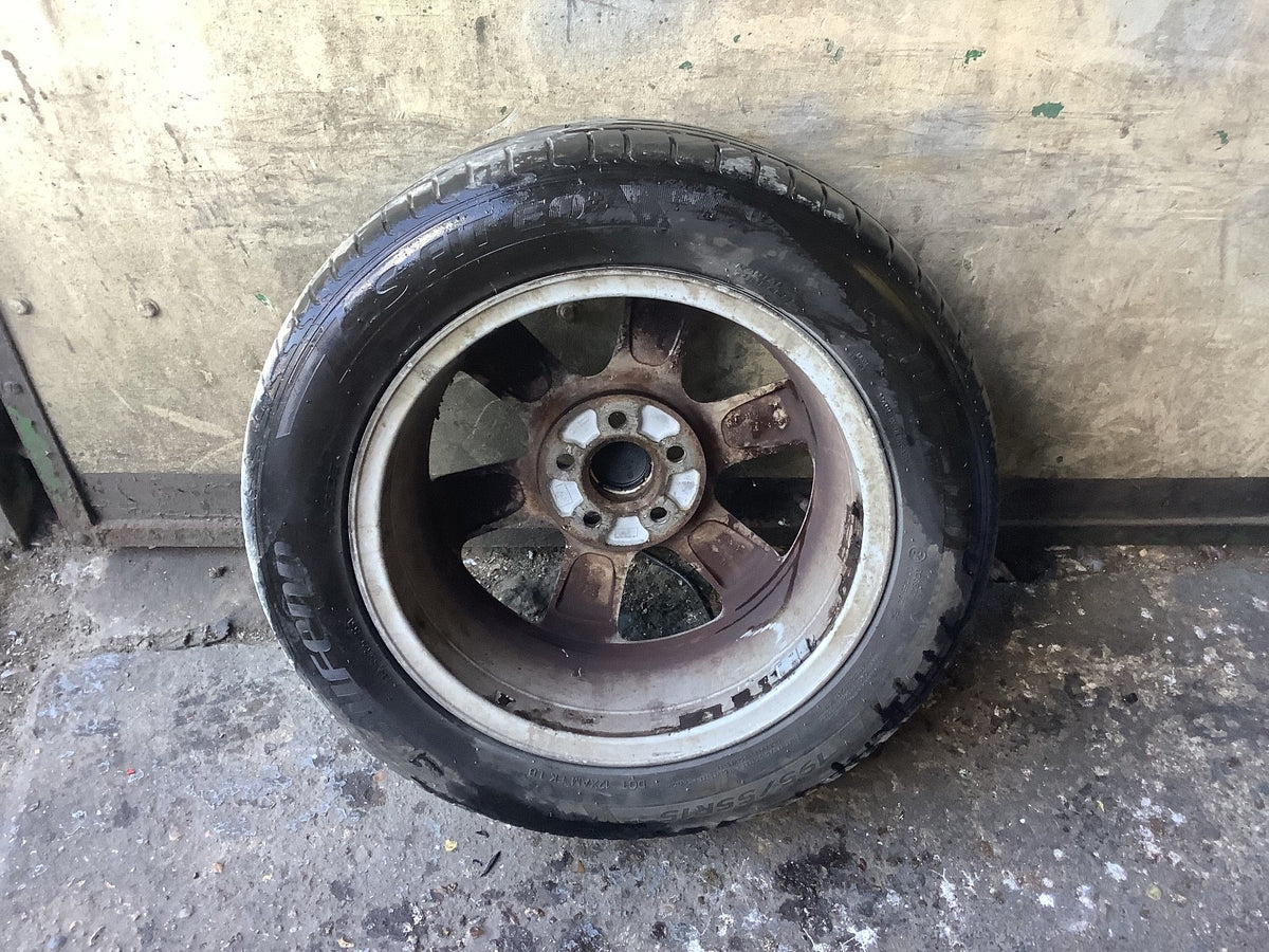VOLKSWAGEN POLO 9N3 ALLOY WHEEL 15'' 6Q0601025R WITH TYRE 195X55X15 2005 200910