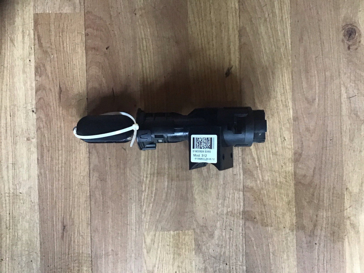 FIAT 500 1.2 PETROL ECU KIT 51903153 2008 20157