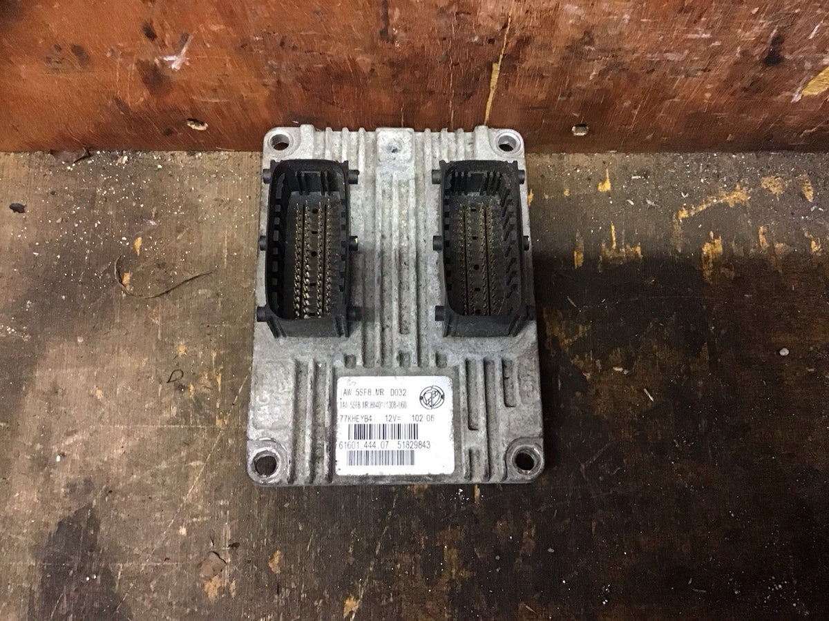 FIAT 500 1.2 PETROL ECU ENGINE CONTROL 51829843 2008 20150