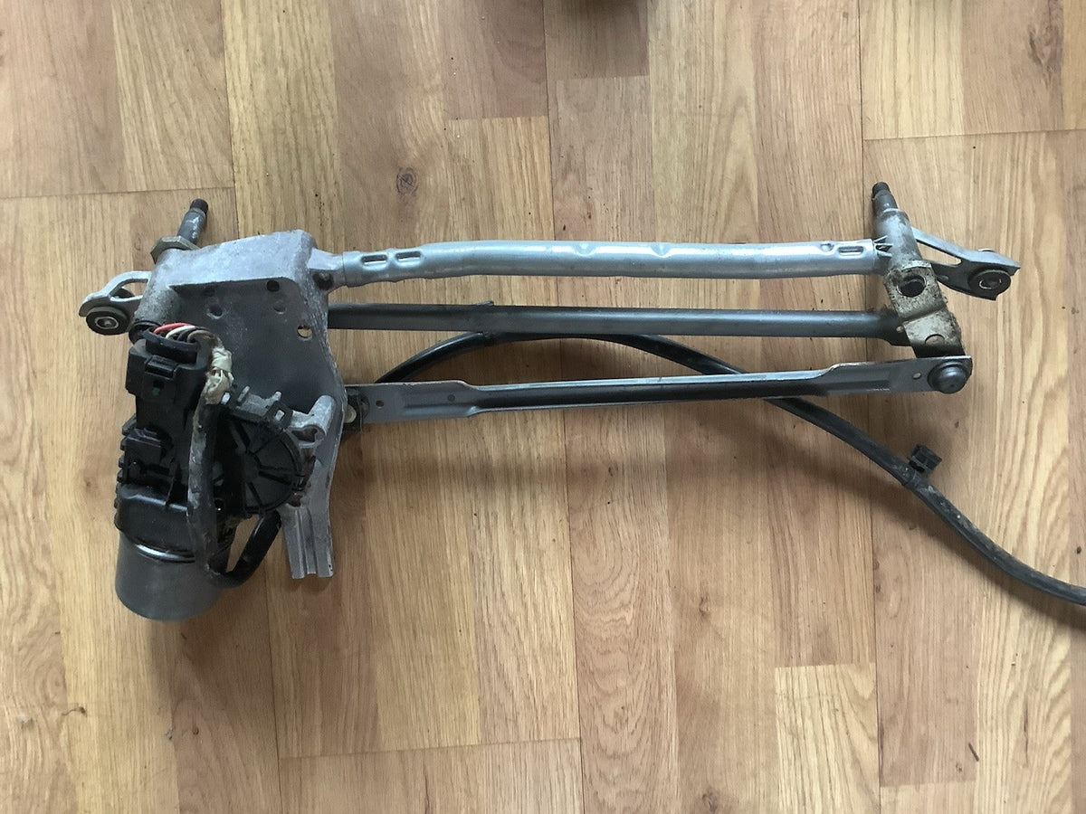 PEUGEOT 208 FRONT WIPER MOTOR AND LINKAGE 3397021392 2012 20193