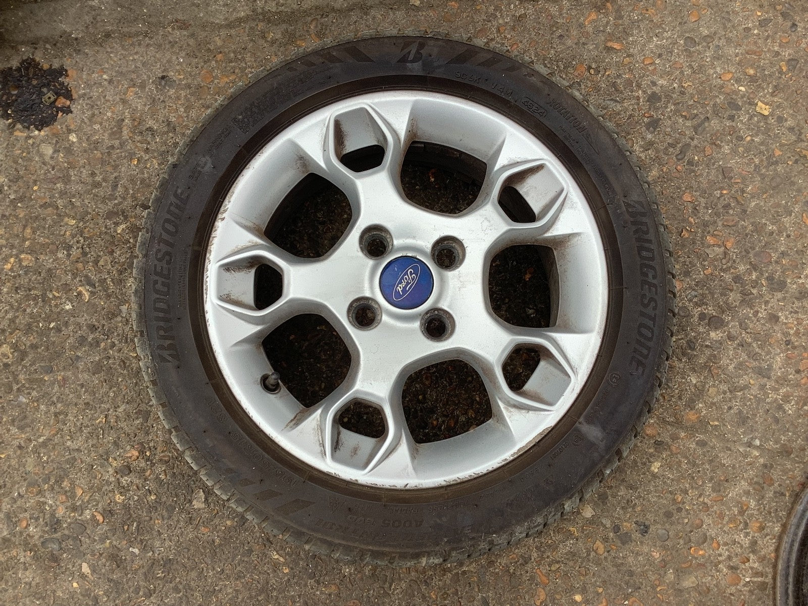 FORD FIESTA MK7 ALLOY WHEEL 15'' WITH TYRE 195X50X15 BA6J 1007 GA 2009 20171
